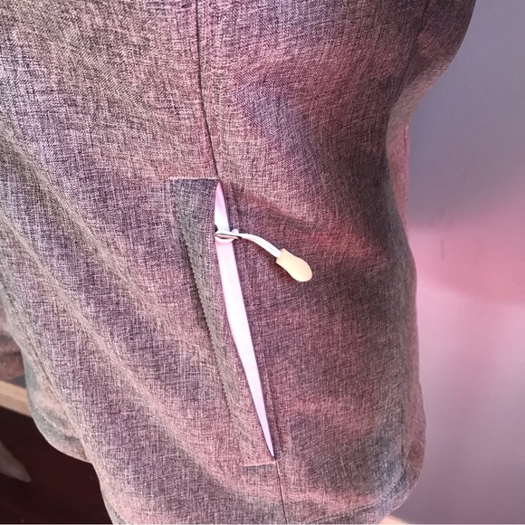 Kirkland signature, gray wind resistant, zip up, hooded jacket - Picture 6 of 9